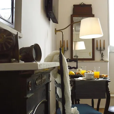 900 住宿加早餐酒店 利沃诺